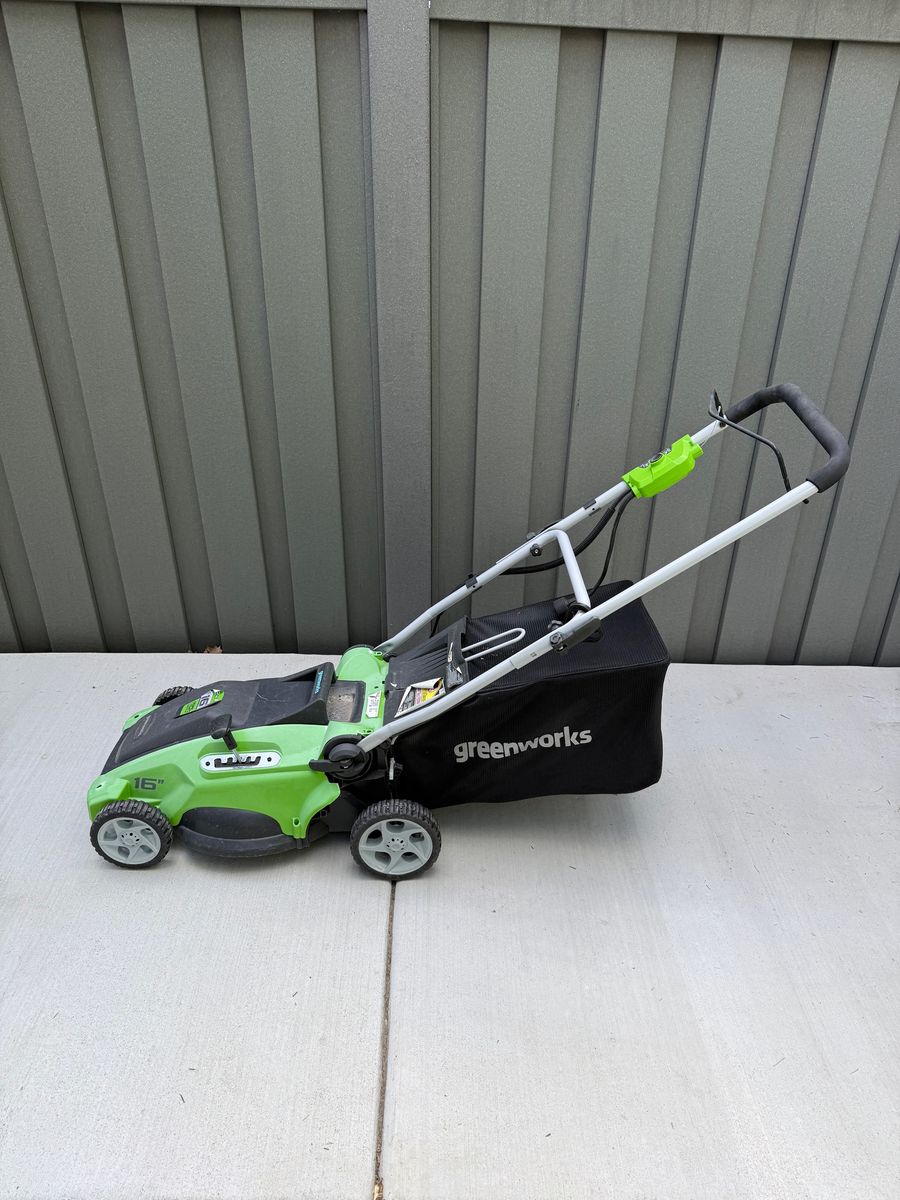 Corded Electric Lawn Mower, Trimmer & Blower Set