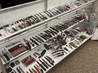 KNIVES, KNIVES & MORE KNIVES! KNIFE SALE @ "UNITE" IN THE SOUTH TOWN MALL
