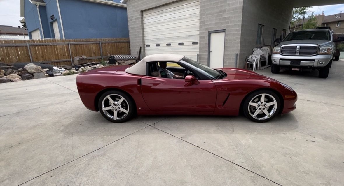 2008 Chevrolet Corvette Indy 500 Pace Car Replica