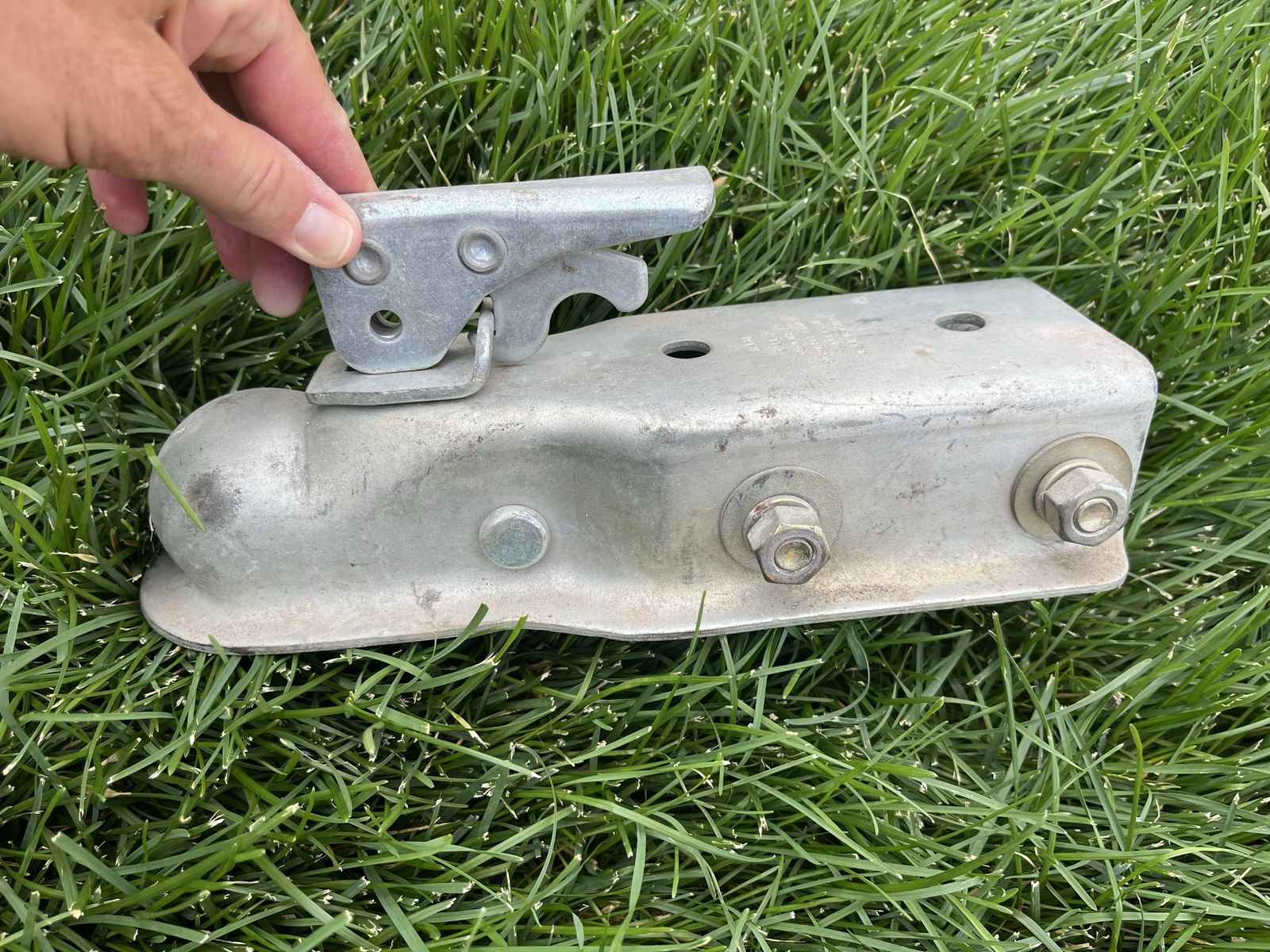 Trailer hitch coupler 2” ball compatible 3” wide