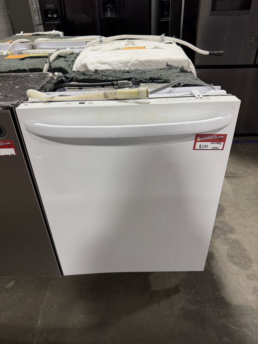BEST PRICES AROUND! GE WHITE DISHWASHER
