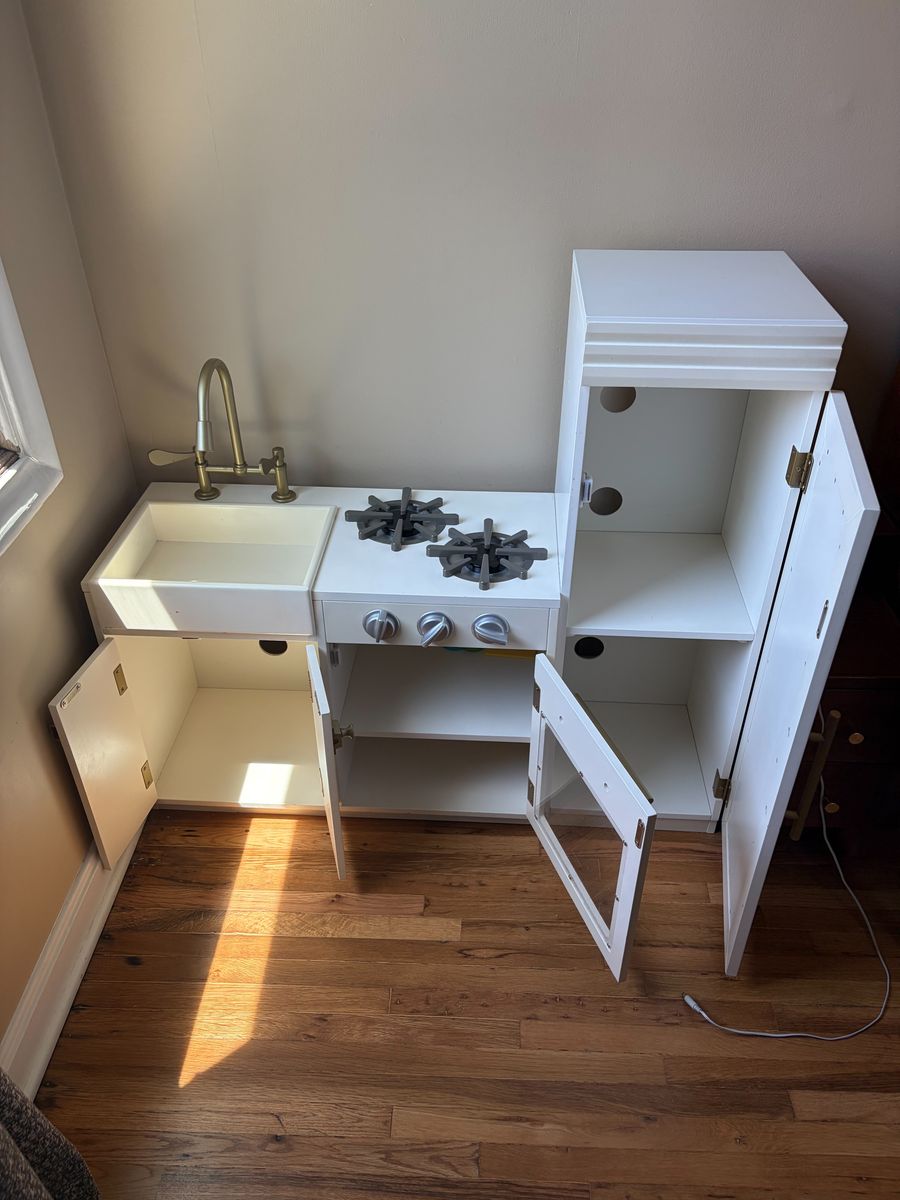 Wooden Kids Play Kitchen – Farmhouse Style with Sink, Stove & Refrigerator