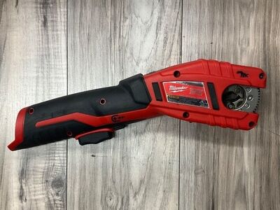 MILWAUKEE COPPER TUBING CUTTER 2471-20