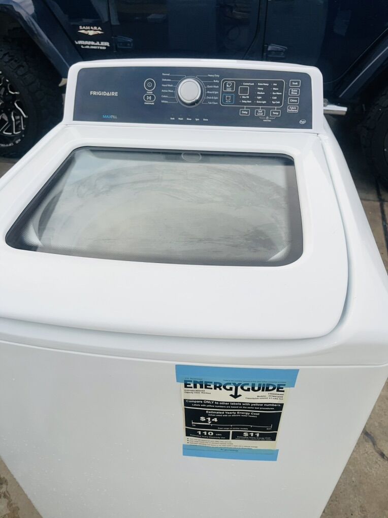 $300 OBO GOOD WASHER FRIGIDAIRE