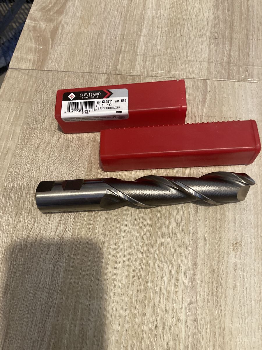 End mills..cutting tool for mills