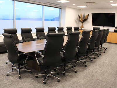 Hourly Conference Rooms, Day Offices, and Meeting Spaces at RiverPark in South Jordan