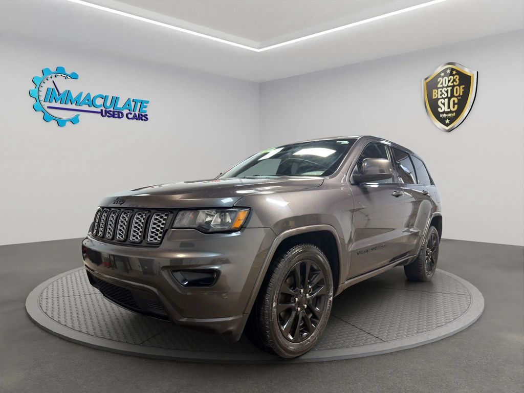 2017 Jeep Grand Cherokee Laredo