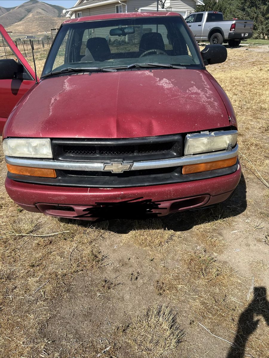 1999 Chevrolet S-10 