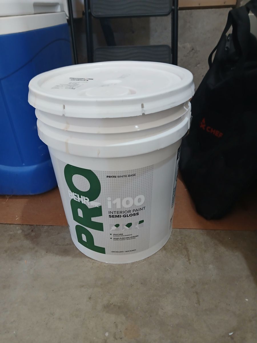 New 5 gallon paint