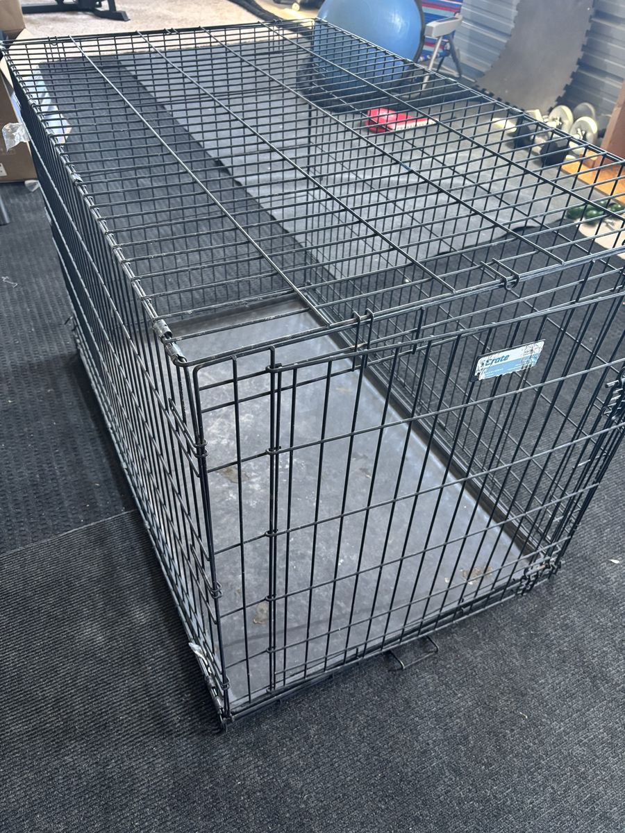 Large Dog Kennel 48” x 30”