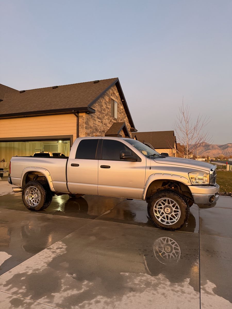 2006 DODGE RAM 2500