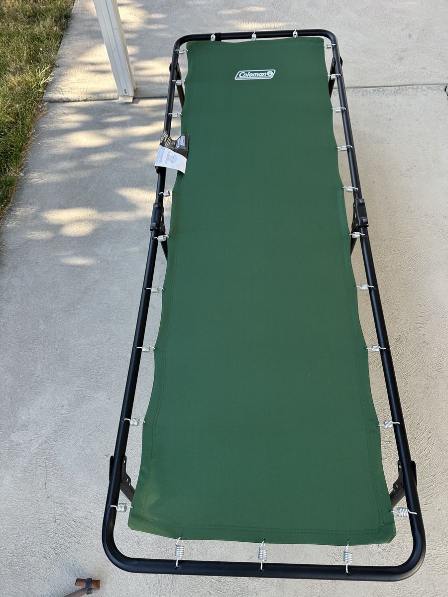 Coleman Wider Camping Cot with Mat 