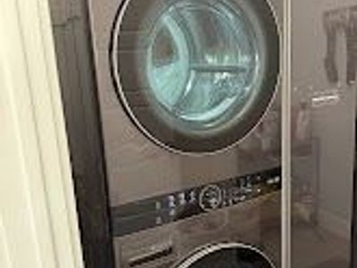 LG WashTower 4.5 Cu. Ft. Washer & 7.4 Cu. Ft. Electric Dryer - Black Steel