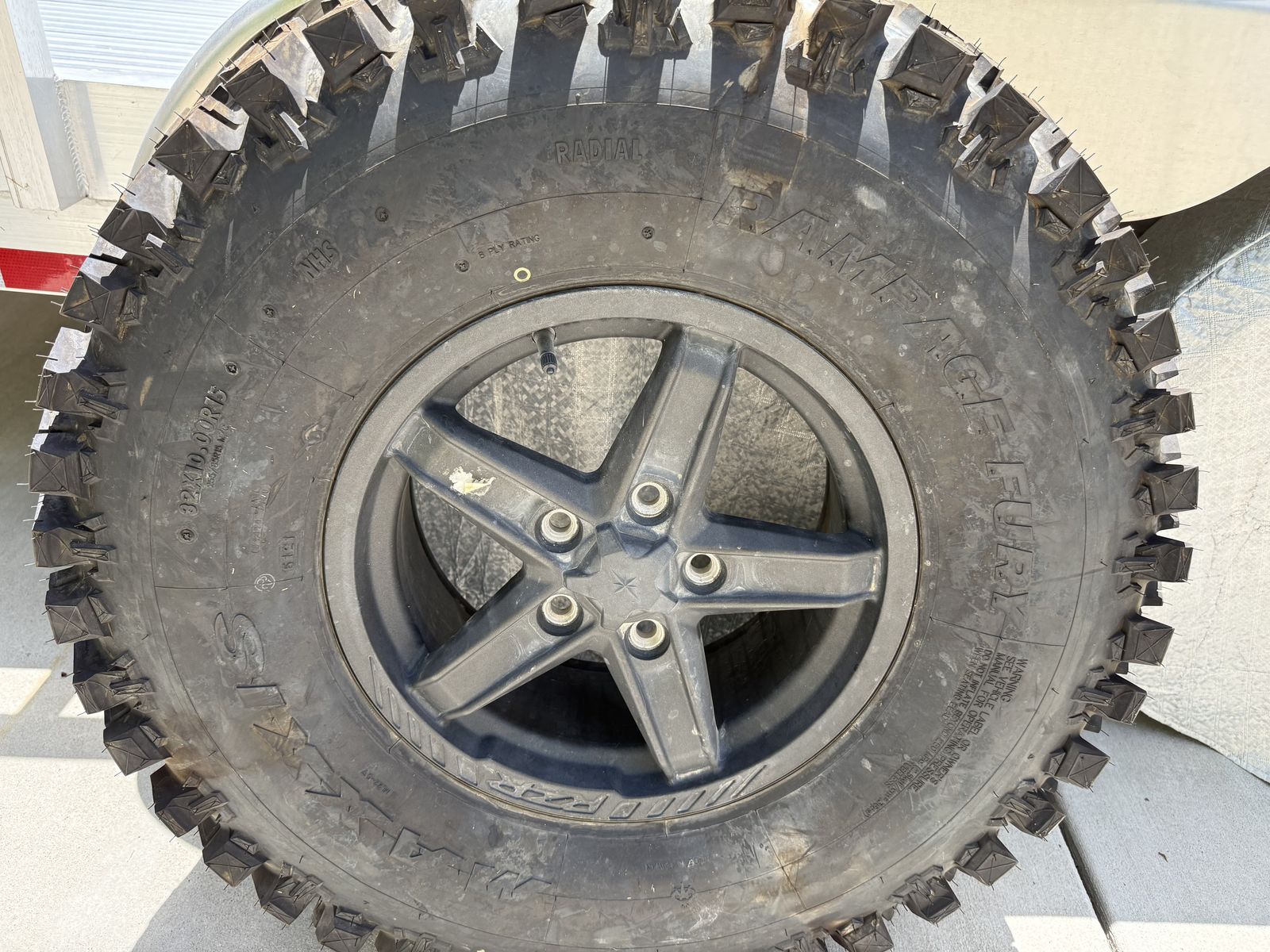 Spare Tire Maxxis Rampage Fury 32 x 10.00 R15 Polaris Pro R Takeoff New