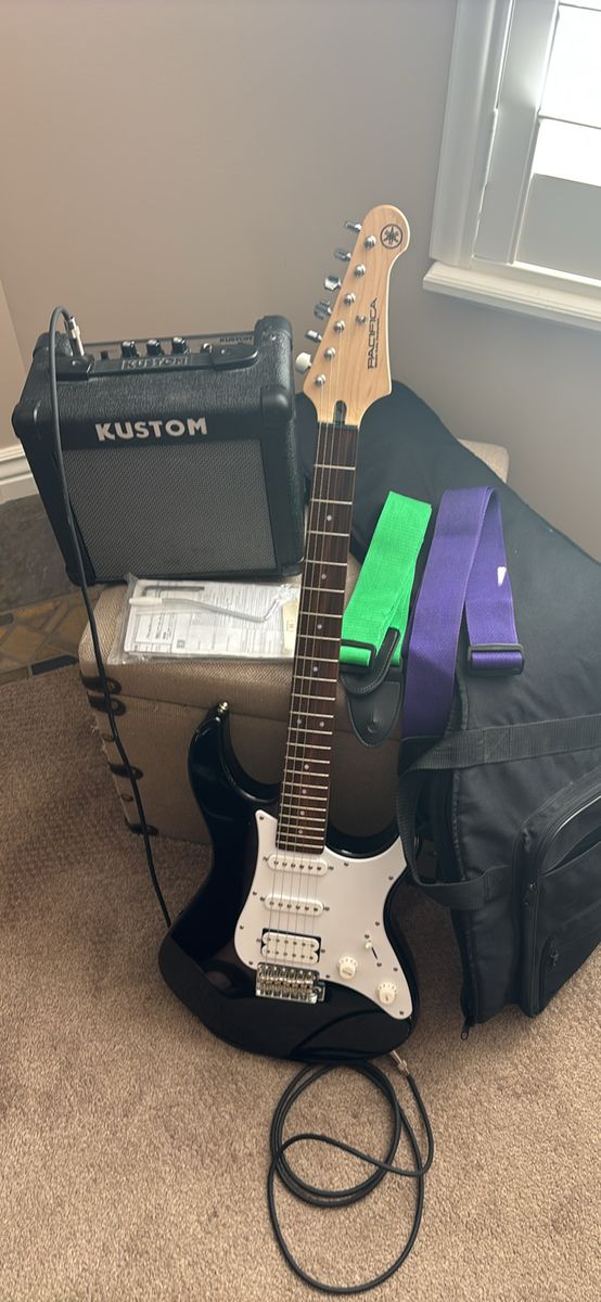 Yamaha Pacifica Electric Guitar with Kustom Krossroads Amp, Full Bundle