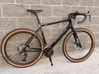 Salsa Warroad Carbon Gravel Bike • 56cm • Full GRX • Carbon Wheels w/ DT Swiss 350 Hubs