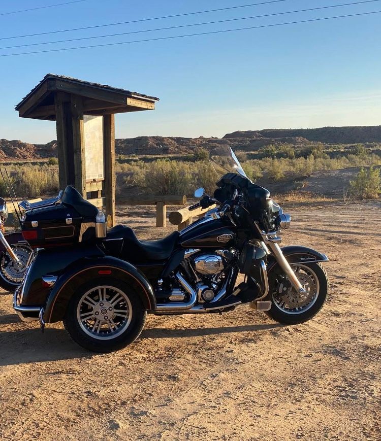 2009 Harley Davidson Tri Glide Ultra Trike Motorcycle Black Touring Cruiser