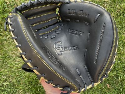 New Rawlings Gold Glove Elite 32.5 in. Baseball Catchers Glove