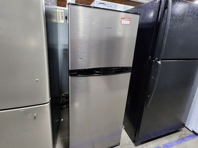Hotpoint Stainless Steel Top Freezer Refrigerator