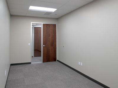 PRIVATE OFFICE SPACE FOR RENT - Lehi, UT / Thanksgiving Point