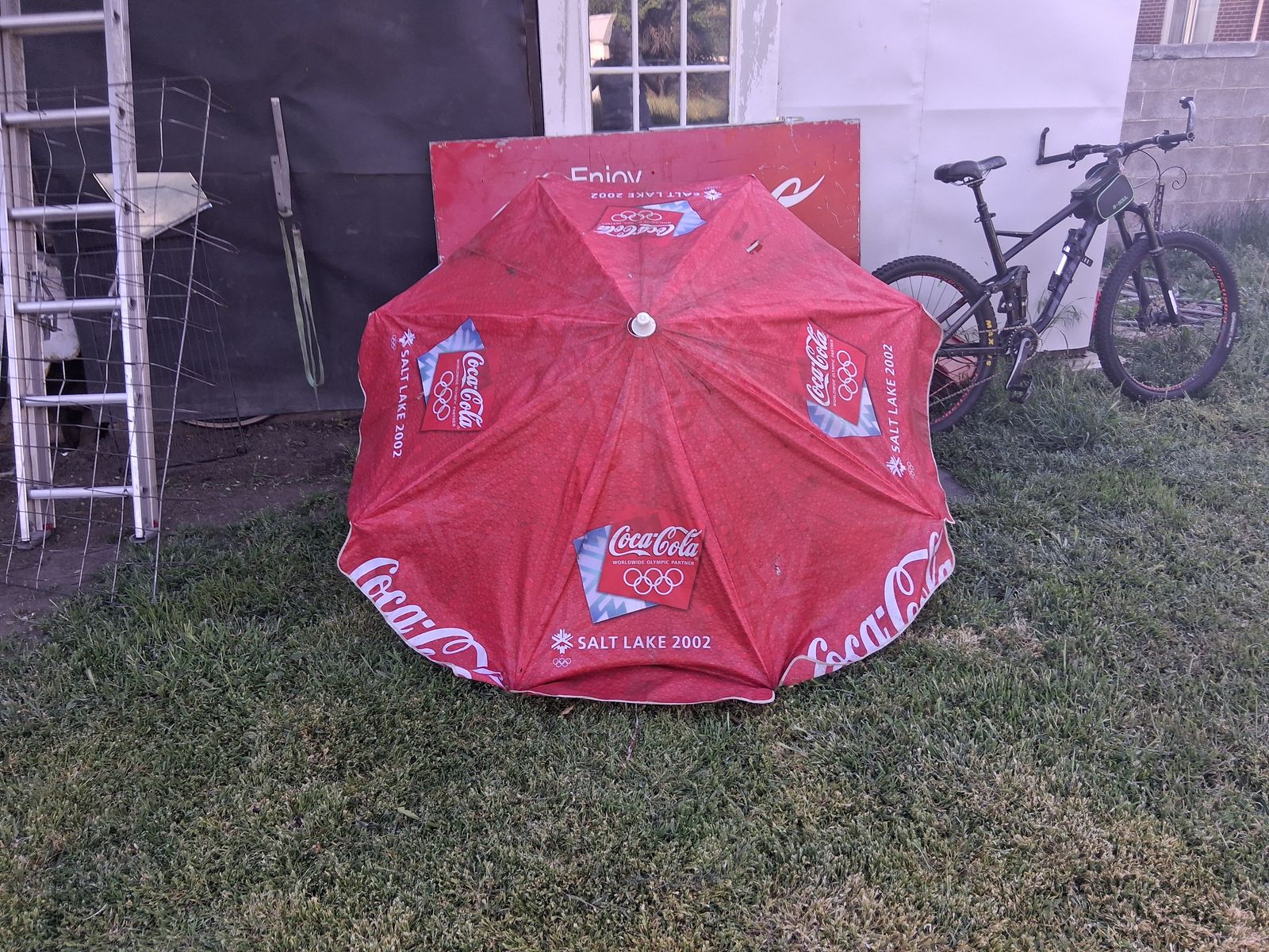 Coca cola umbrella stand