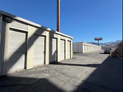 Storage Auction at EZ Self Storage