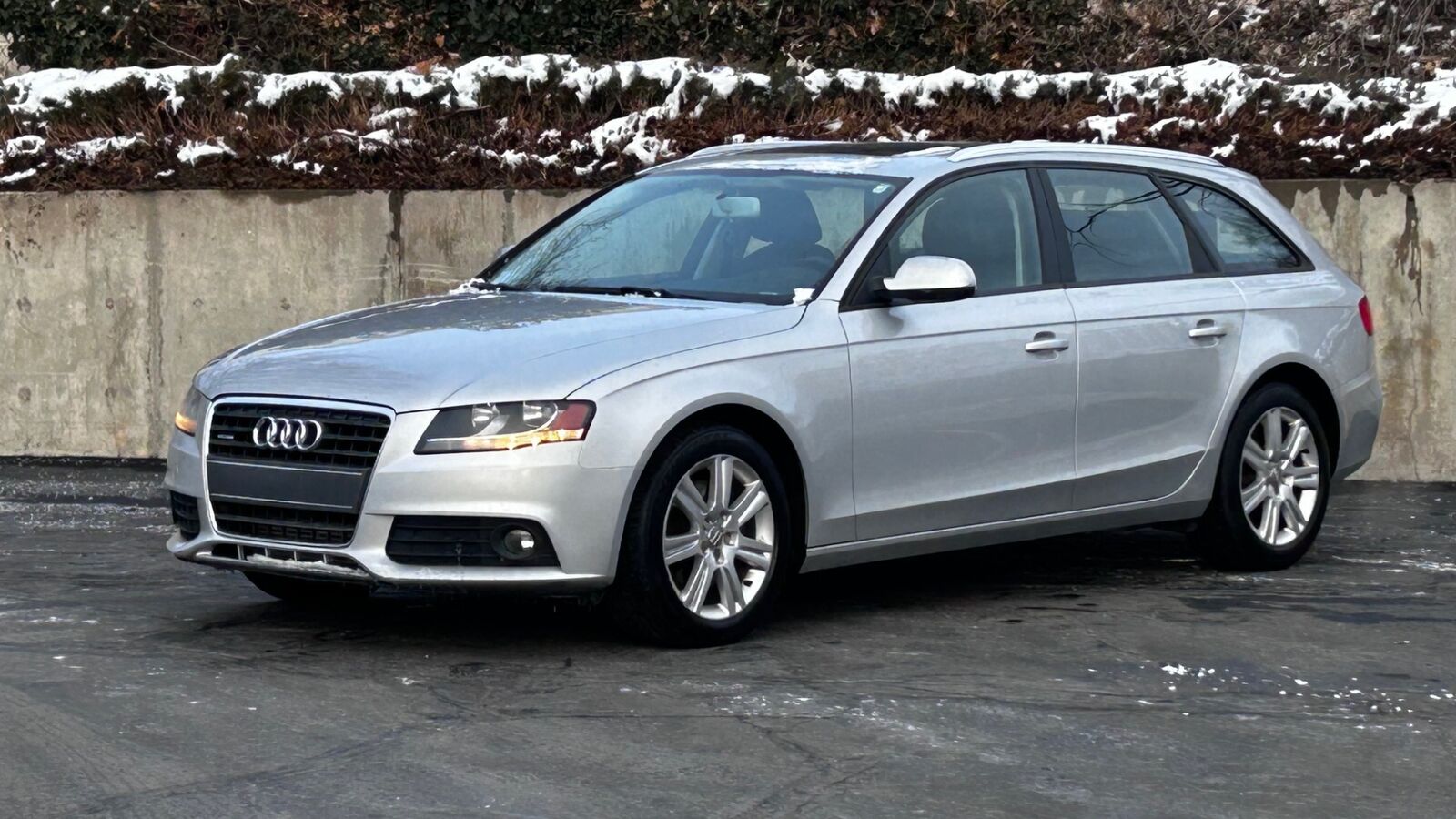 2010 Audi A4 2.0T quattro Avant Premium