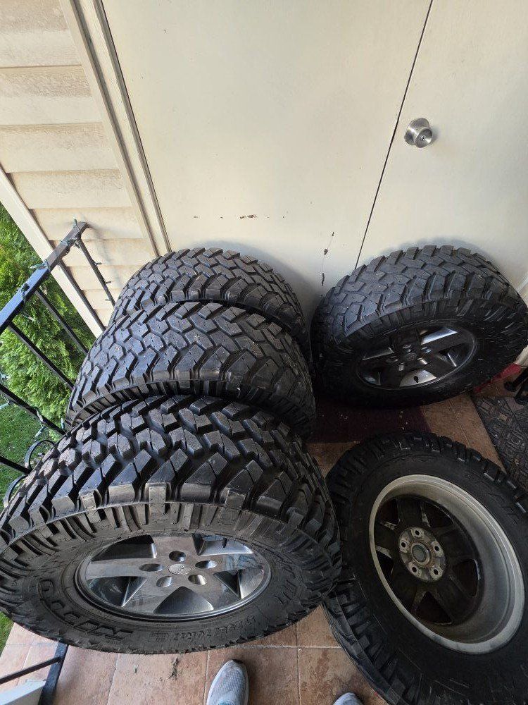 5 Nitto Trail Grappler M/T Mud Terrain/Off Road