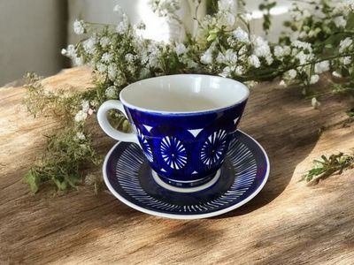 Vintage Arabia Finland “Fiesta” Teacup & Saucer