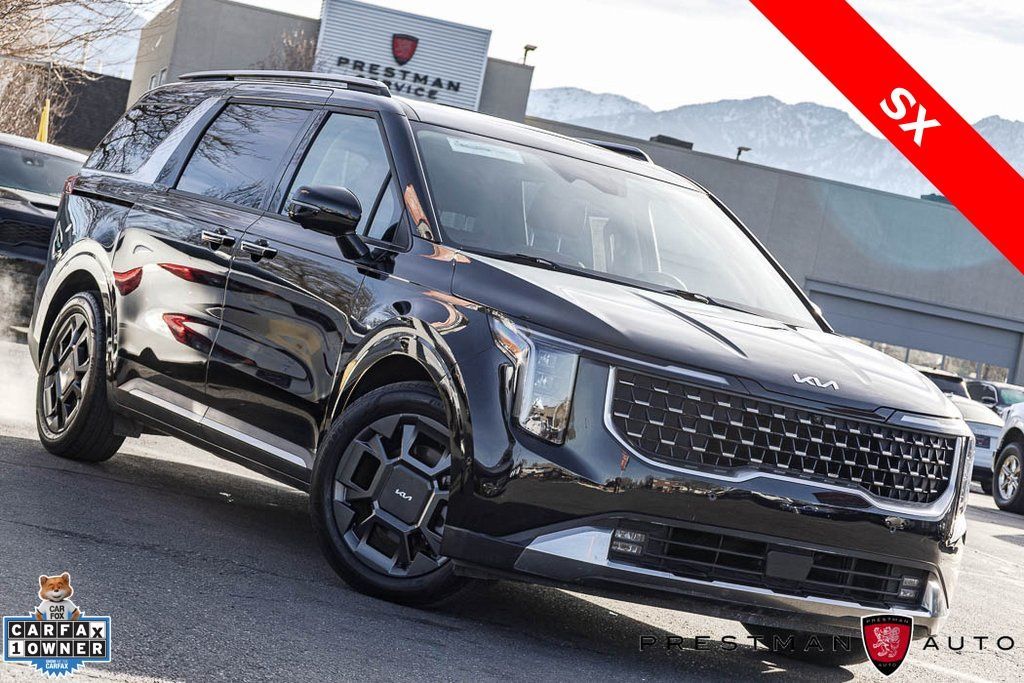 2025 Kia Carnival SX