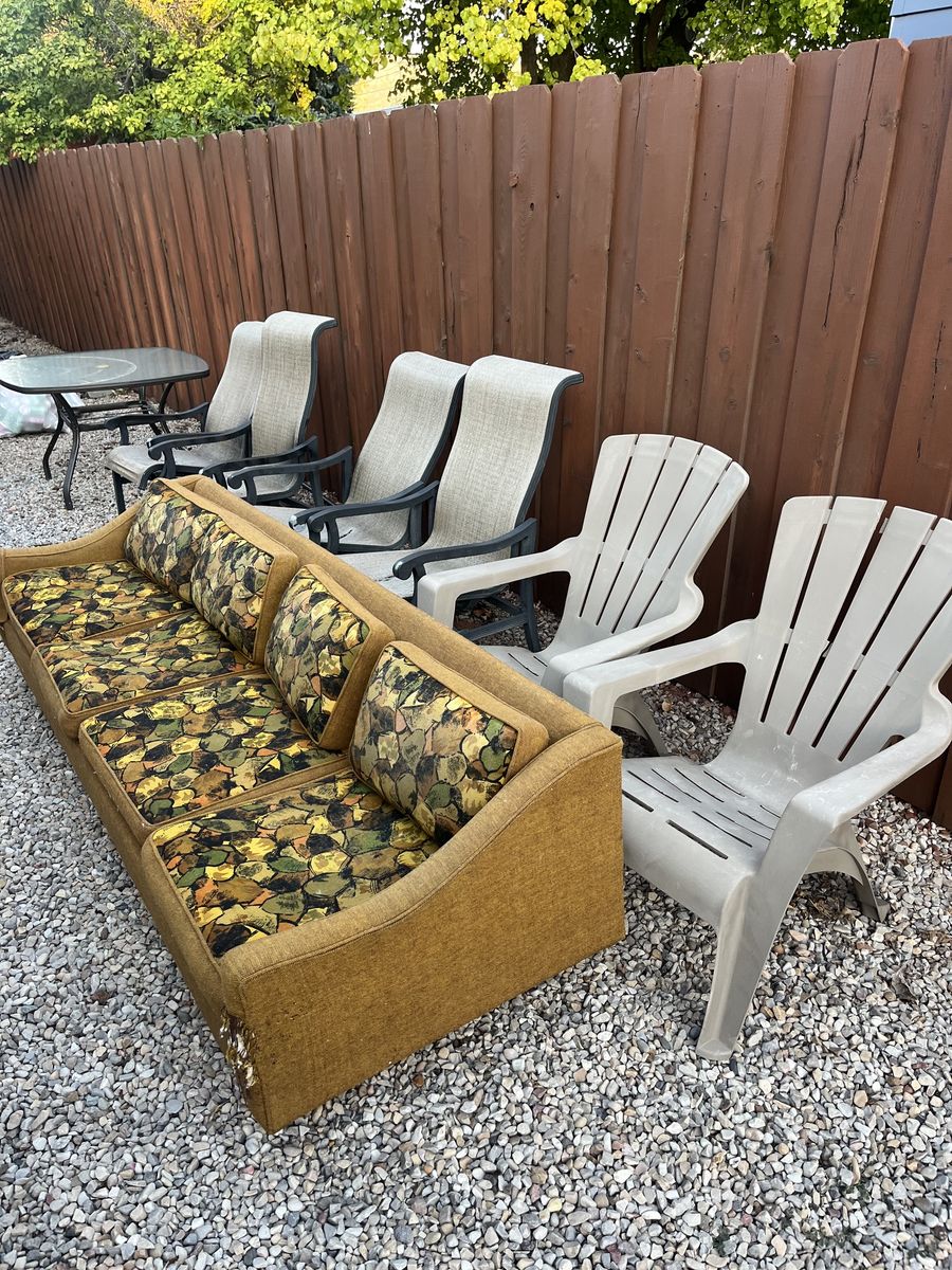 FREEEEE Patio Set, Broke Adirondack chairs, Very old couch