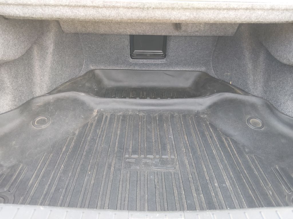 Main image 32