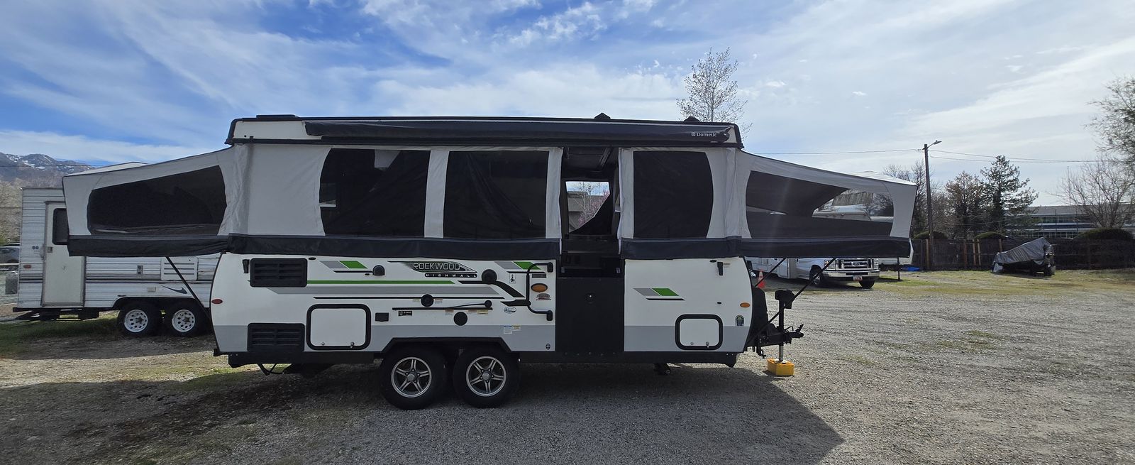 2021 Forest River Rockwood High Wall Series 296HW Luxury Tent Camper – Excellent Condition