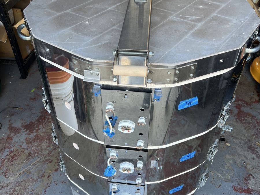 Main image 1