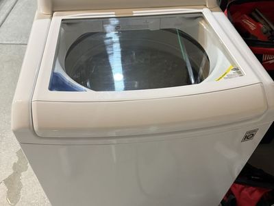 LG washer and Dryer combo