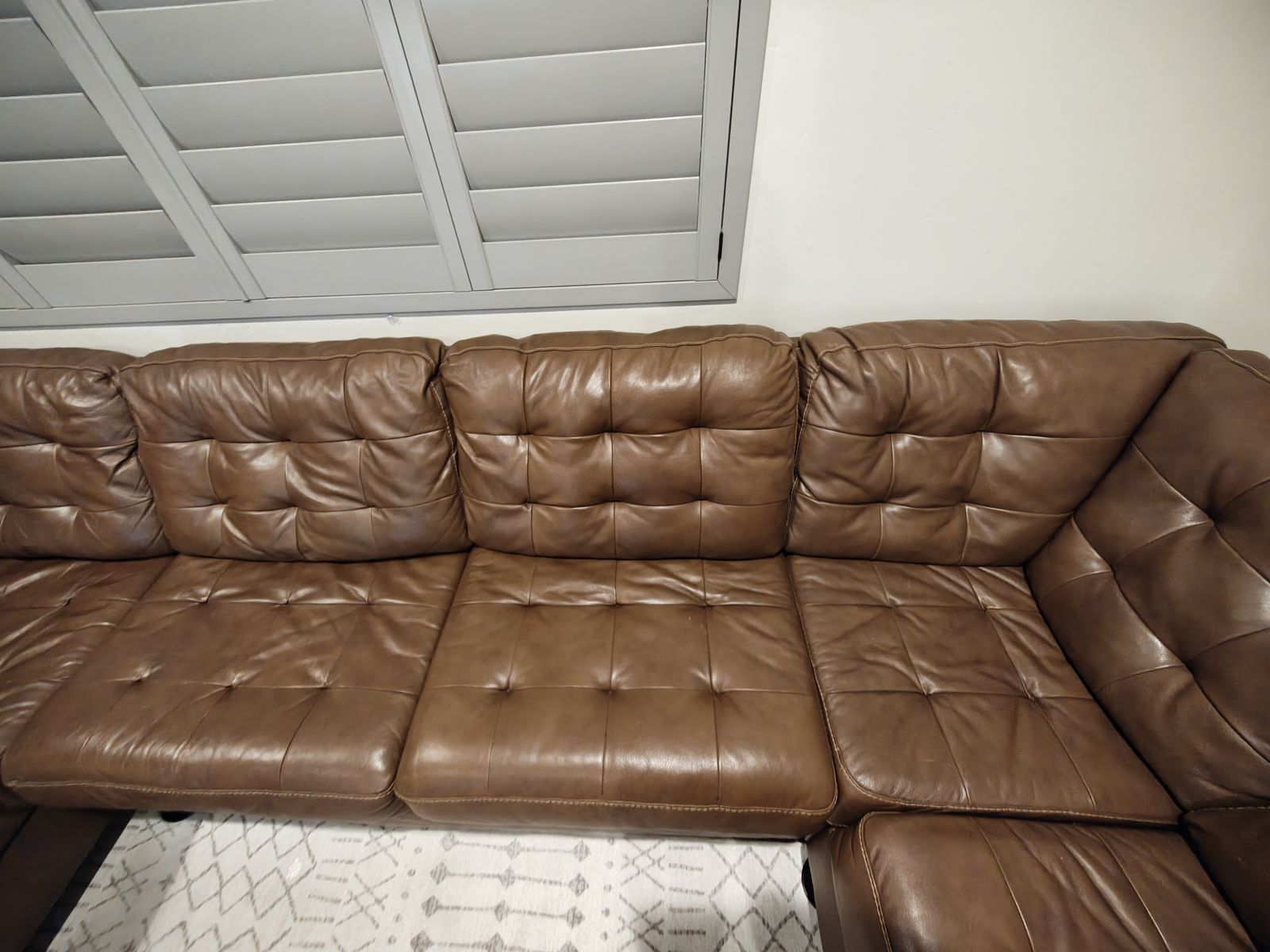Main image 7