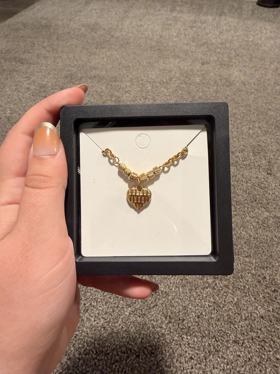 Heart Pendant Gold Chain Necklace