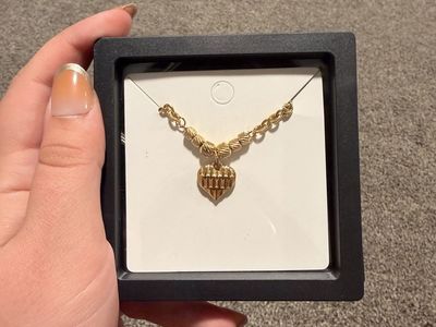 Heart Pendant Gold Chain Necklace