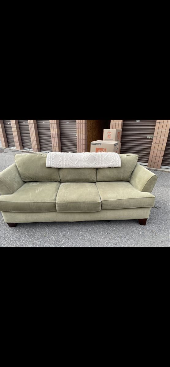 Main image 4