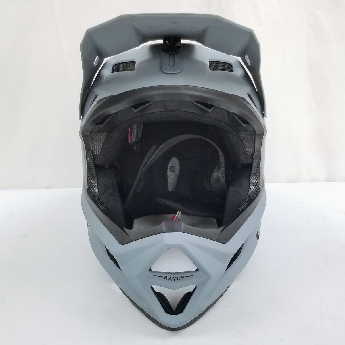 Main image 4