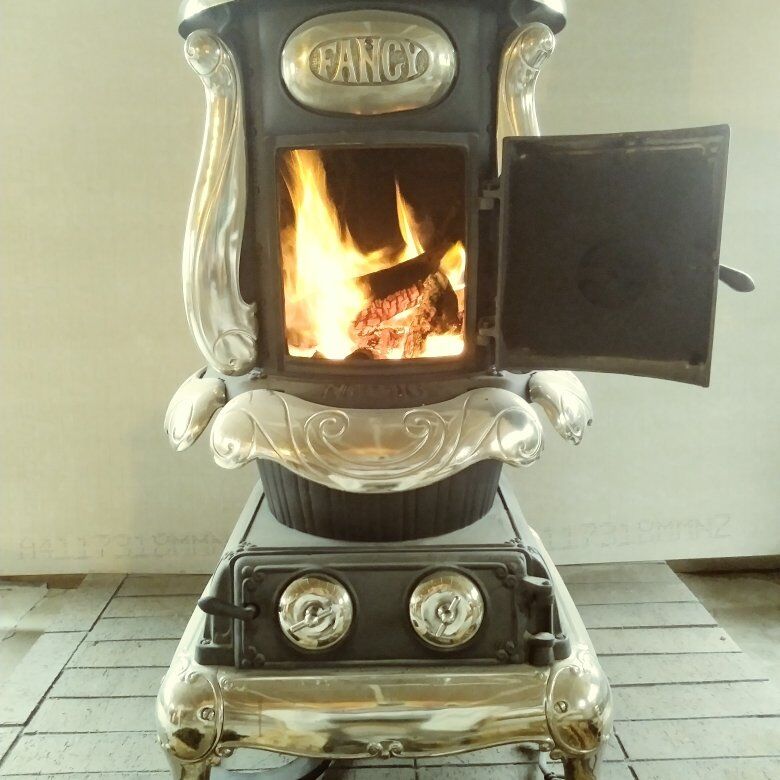 WOOD STOVE - REDUCED