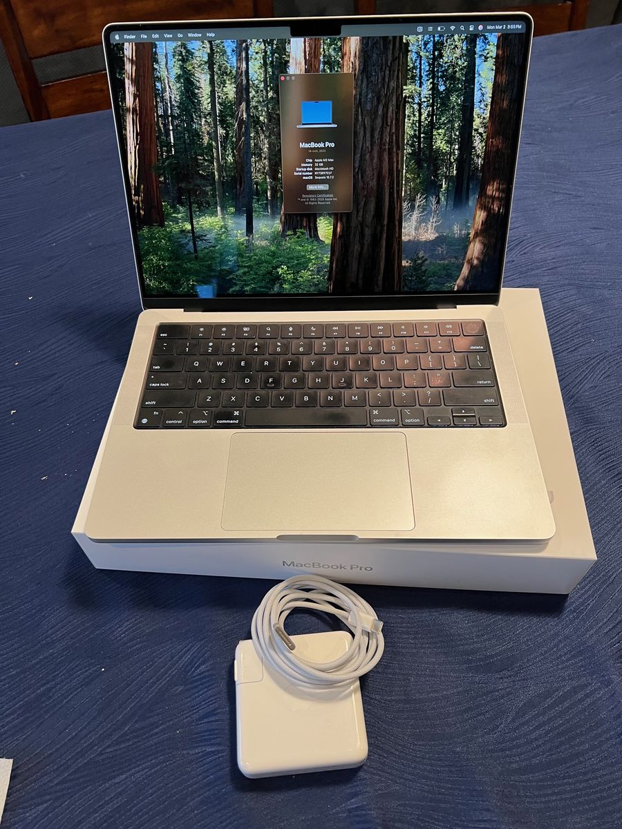 Apple MacBook Pro M2 Max