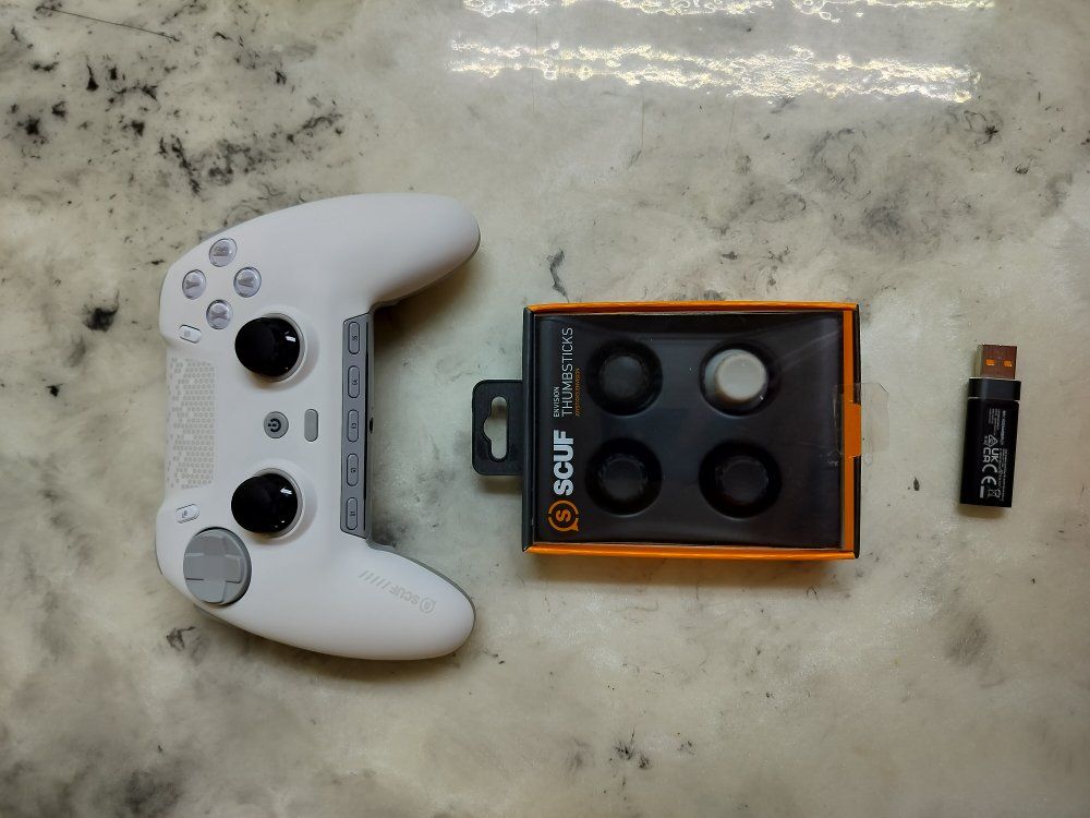 Scuf envision pro V2