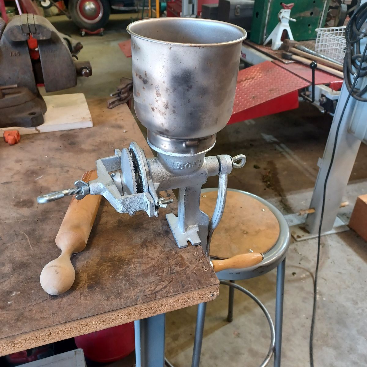 Meat grinder