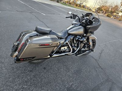 2021 Harley Davidson Road Glide CVO low miles 4300