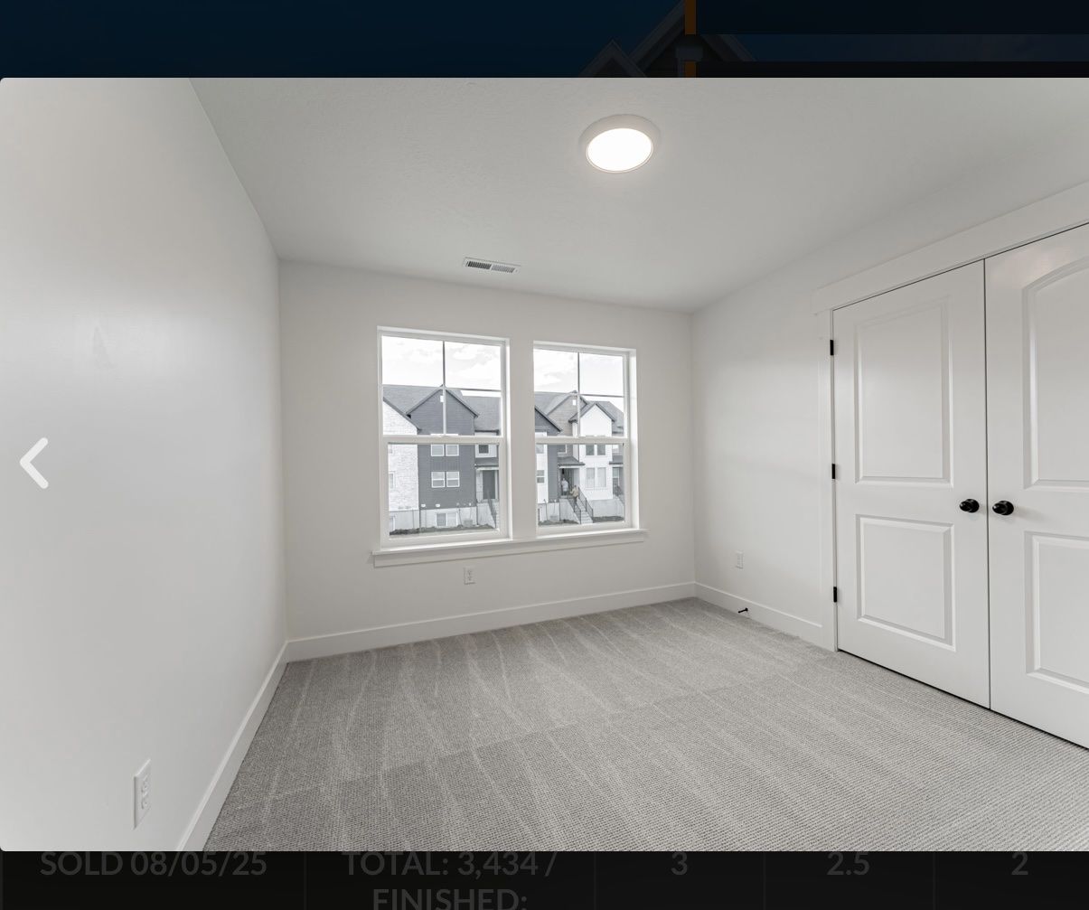 Main image 9