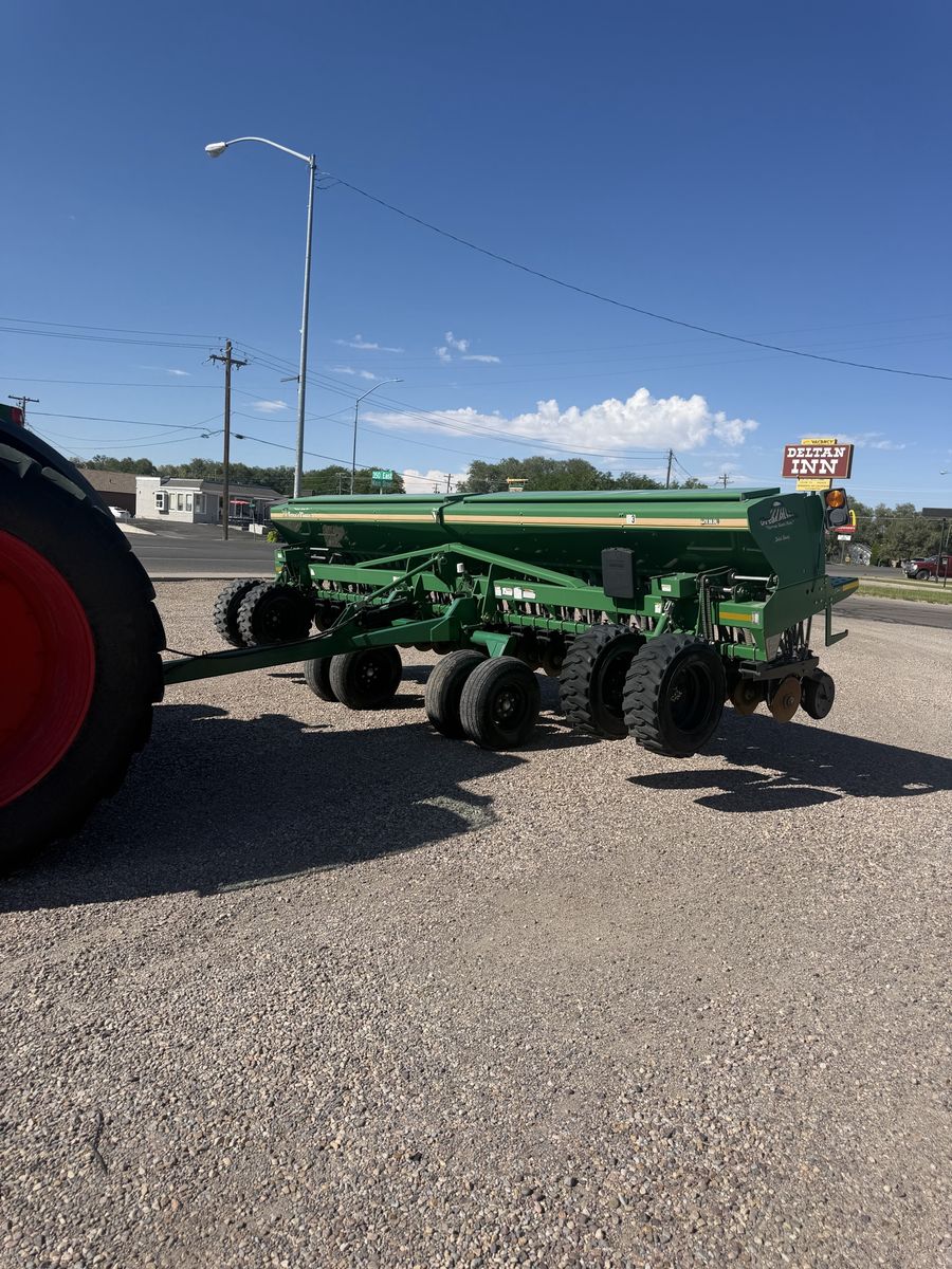 2s-2000 20ft grain drill 6” spacing