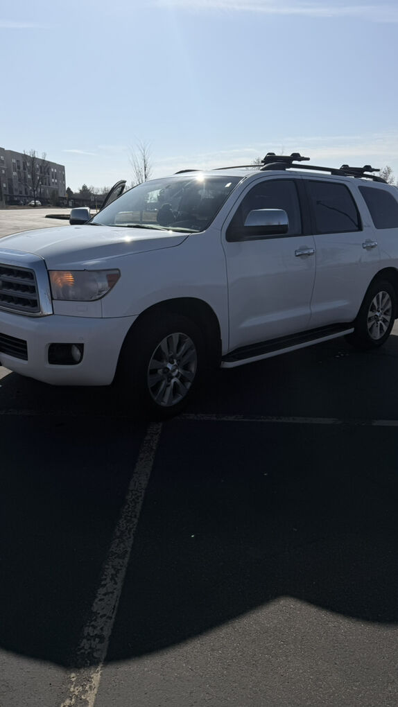 2013 TOYOTA SEQUOIA Limited