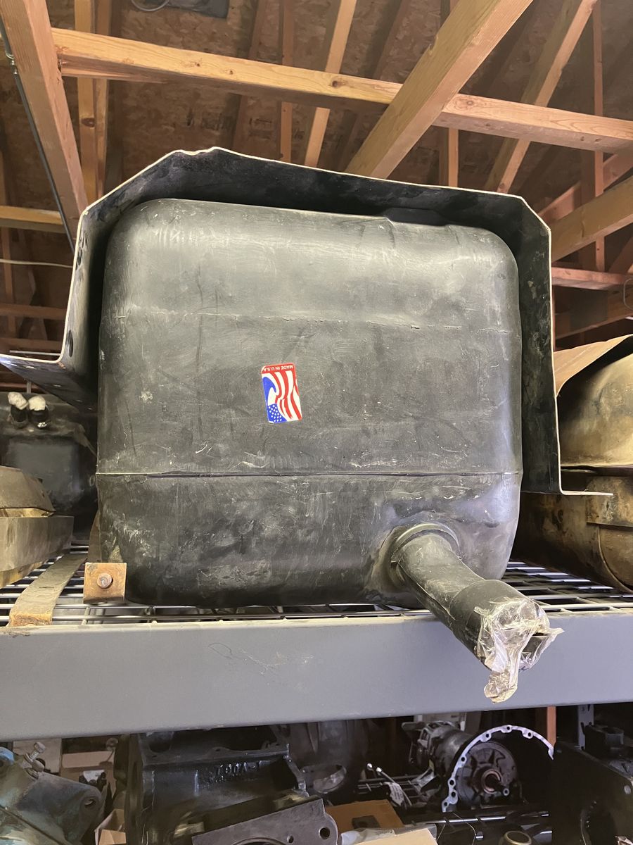 Jeep Wrangler YJ ('87-'95) 20 Gallon Poly Gas Tank w/ Skid Plate