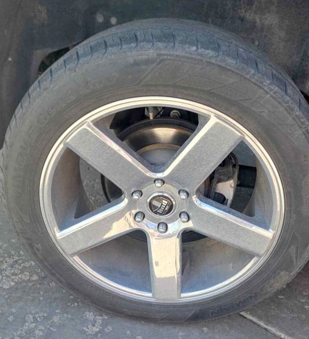 DUB rims 6×5.5.  All 4 Rims. All tires hold air.